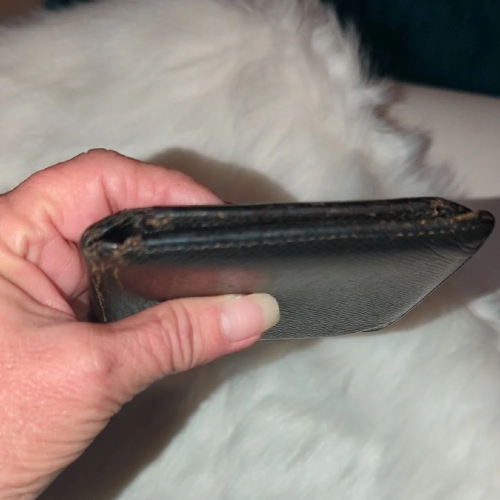 Louis Vuitton Black Bi fold Wallet Unisex